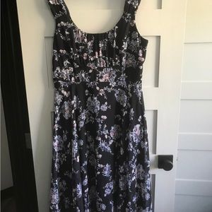 Dressbarn sleeveless blue print dress; Like new, Size 16.